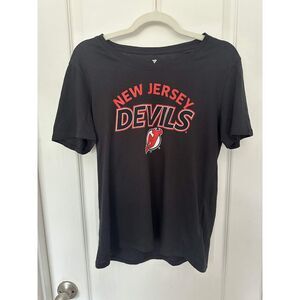 New Jersey Devils NHL Graphic Tee Black Women’s Size M Fanatics Shirt